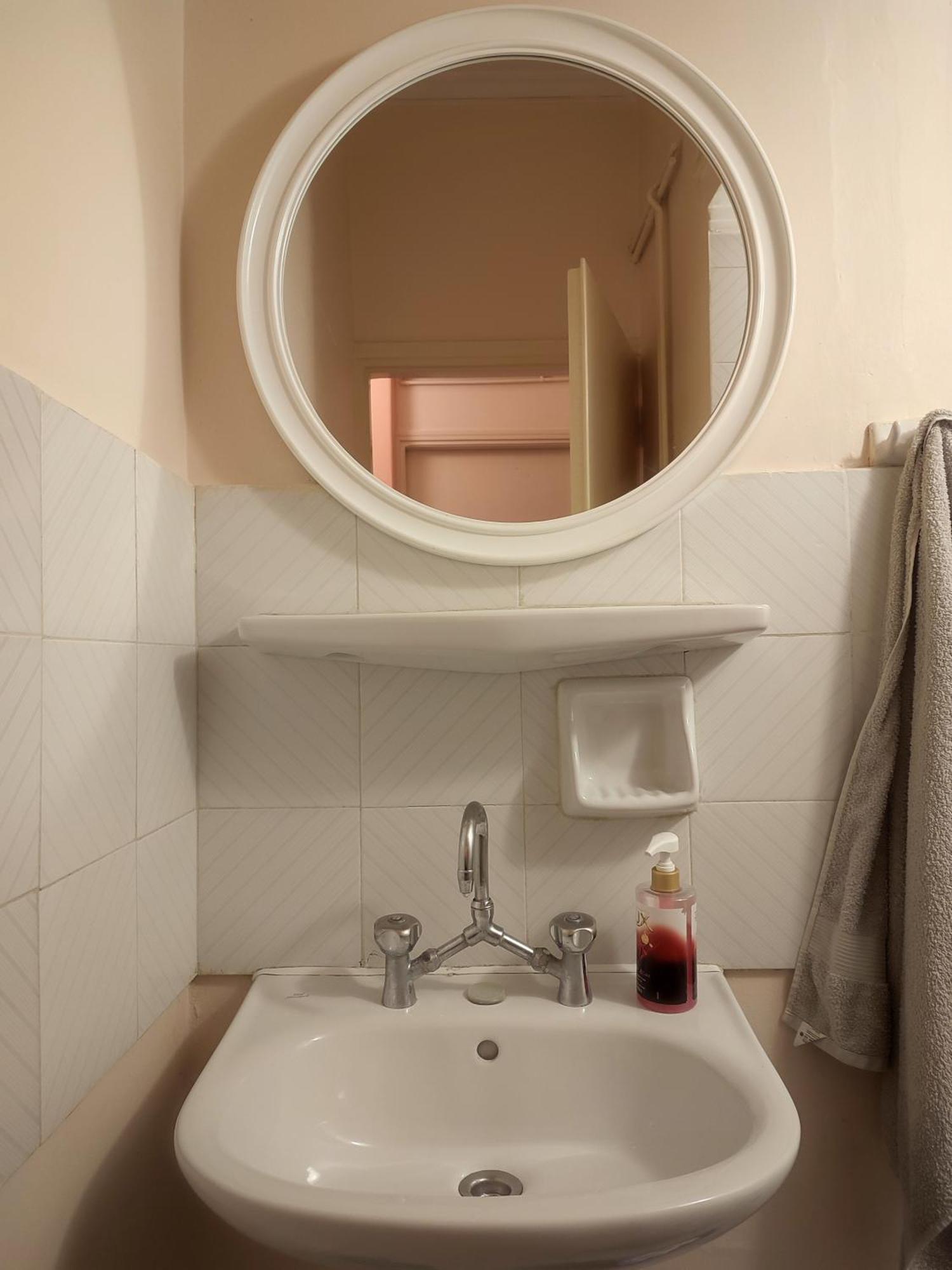 Mema'S Tranquil Studio In Patra - Free Parking Buitenkant foto